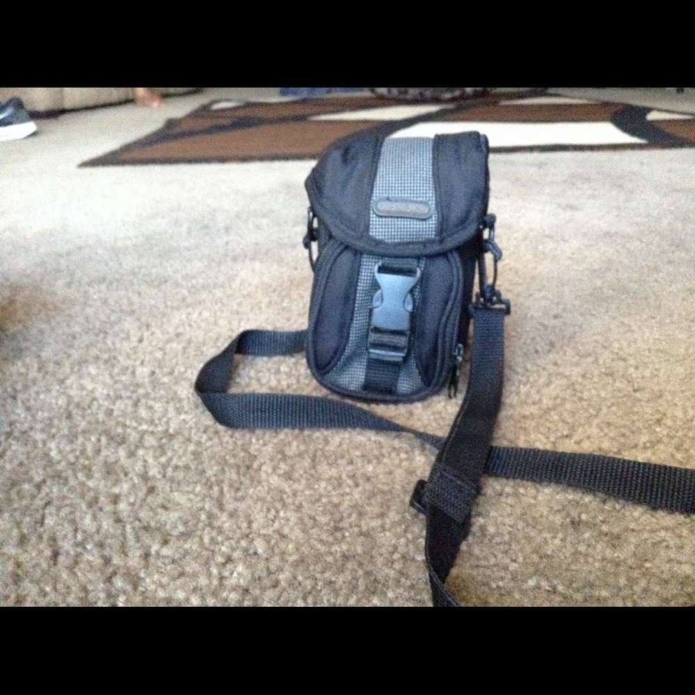 Quantaray Point and Shoot Camera Bag